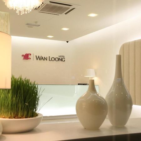Wan Loong Hotel Pontian Kecil Exteriör bild